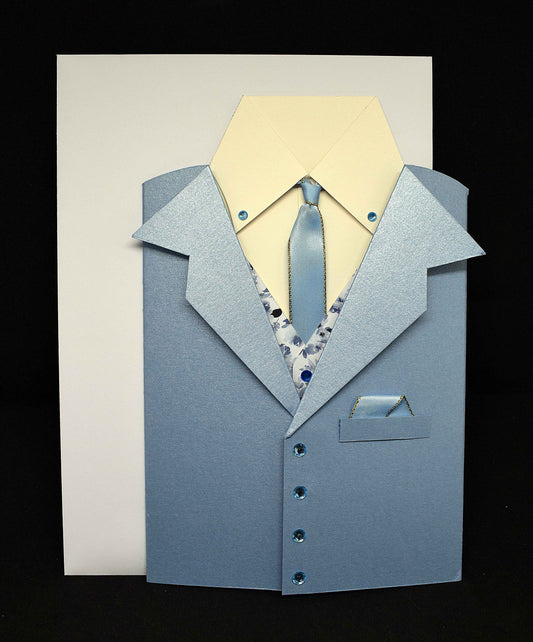 Carte pour anniversaire homme motif veste, gilet, chemise et cravate