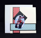 Carte pour anniversaire motif géométrique et 3D homme sur moto