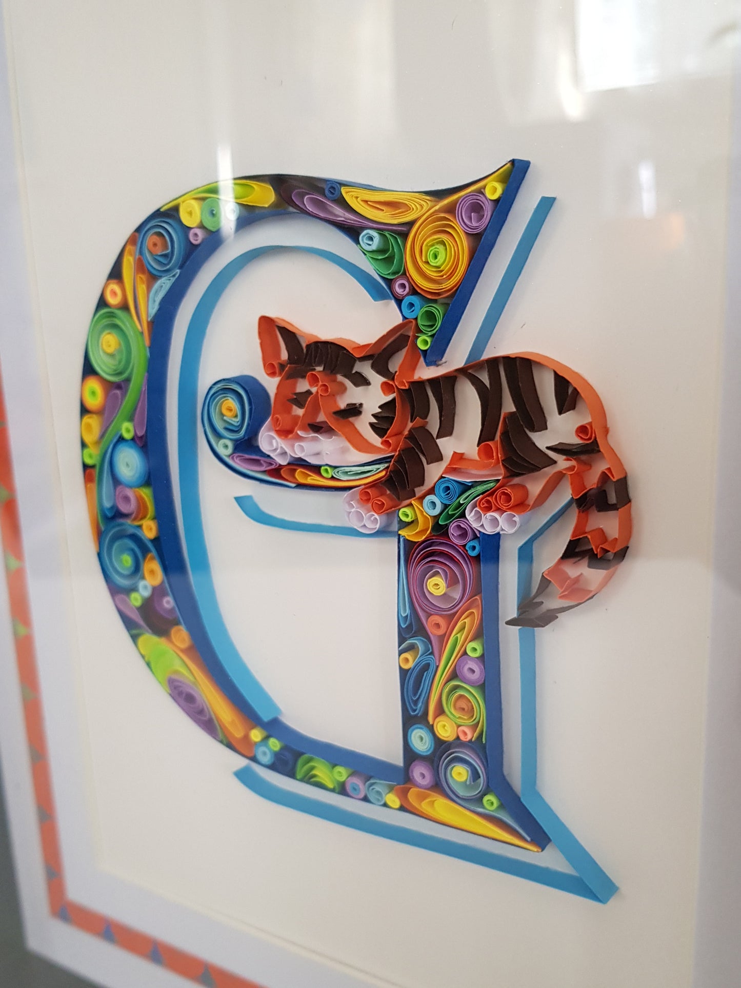 Tableau lettre G et chat personnalisé – décoration chambre enfant en quilling 3D artisanale