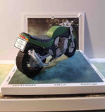 Boite Surprise, maquette de moto Suzuki Bandit 600N de 1996
