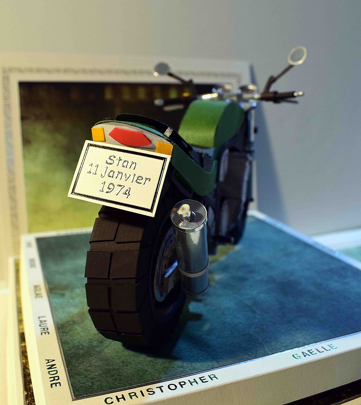 Boite Surprise, maquette de moto Suzuki Bandit 600N de 1996