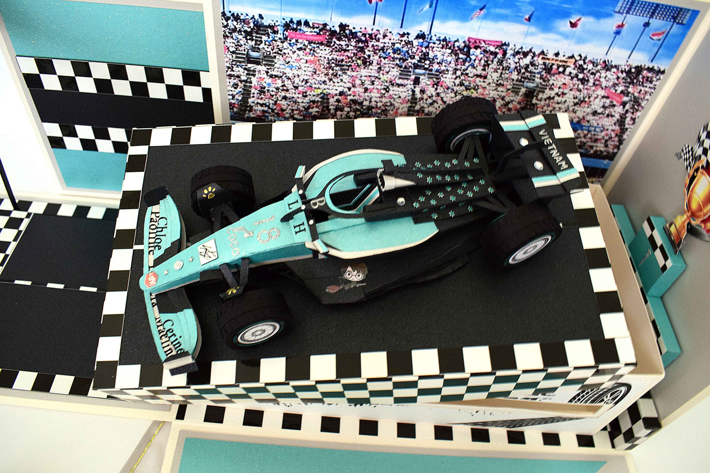 Maquette Formule 1 personnalisée – Création artisanale sur mesure