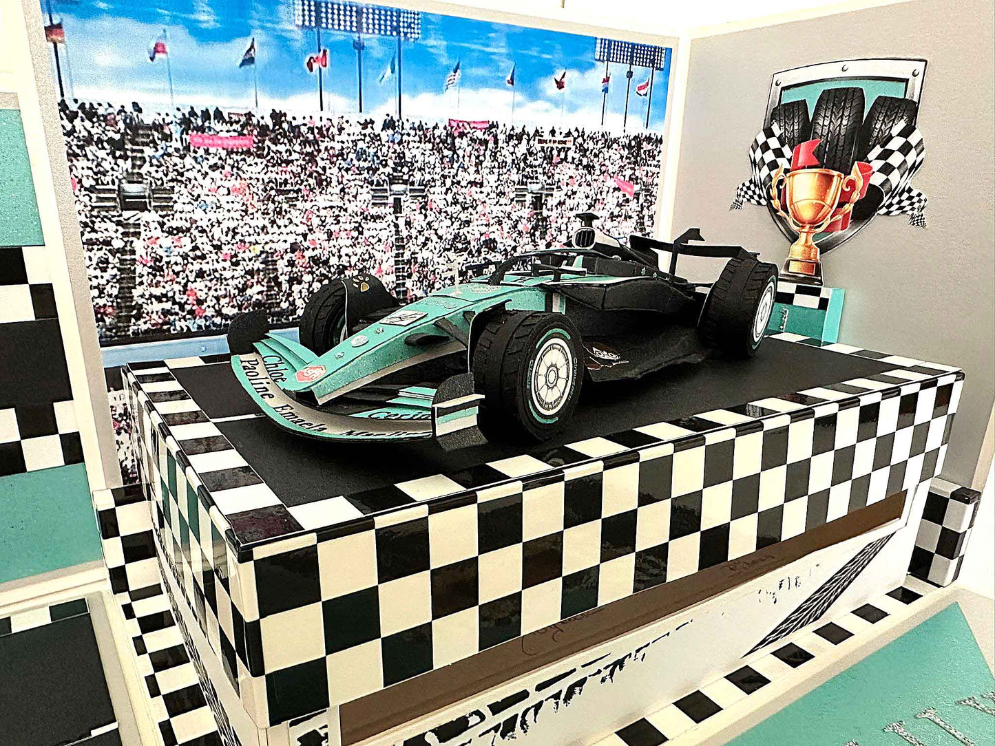 Maquette Formule 1 personnalisée – Création artisanale sur mesure