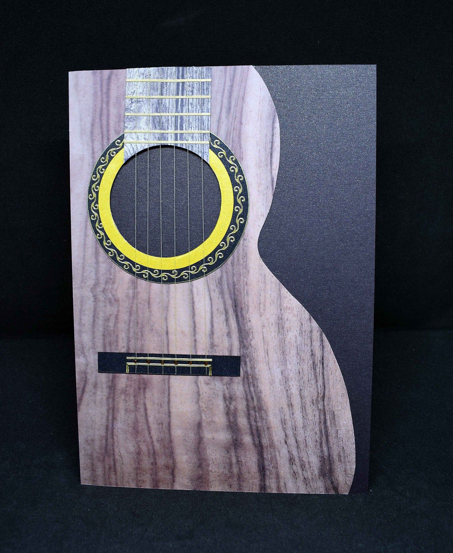 Carte guitare 3D marron - carte anniversaire originale pour musicien - création artisanale