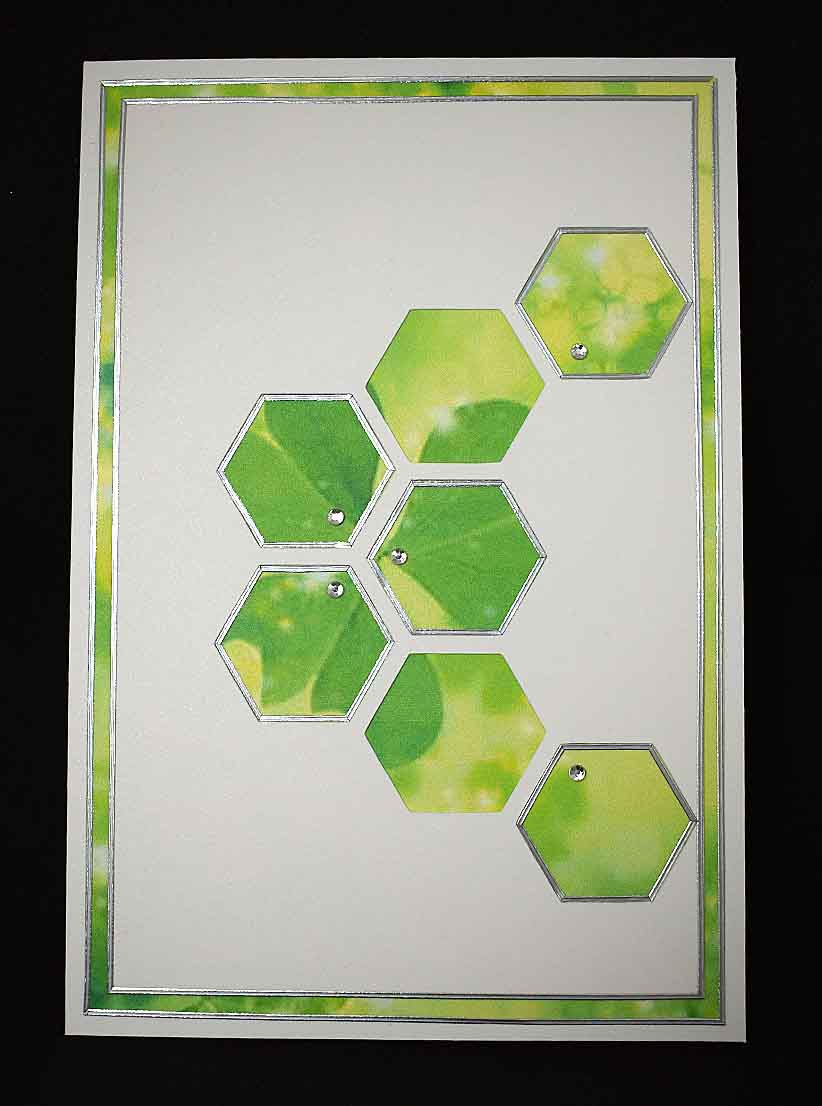 Carte pour anniversaire motif  alvéole aux trèfles