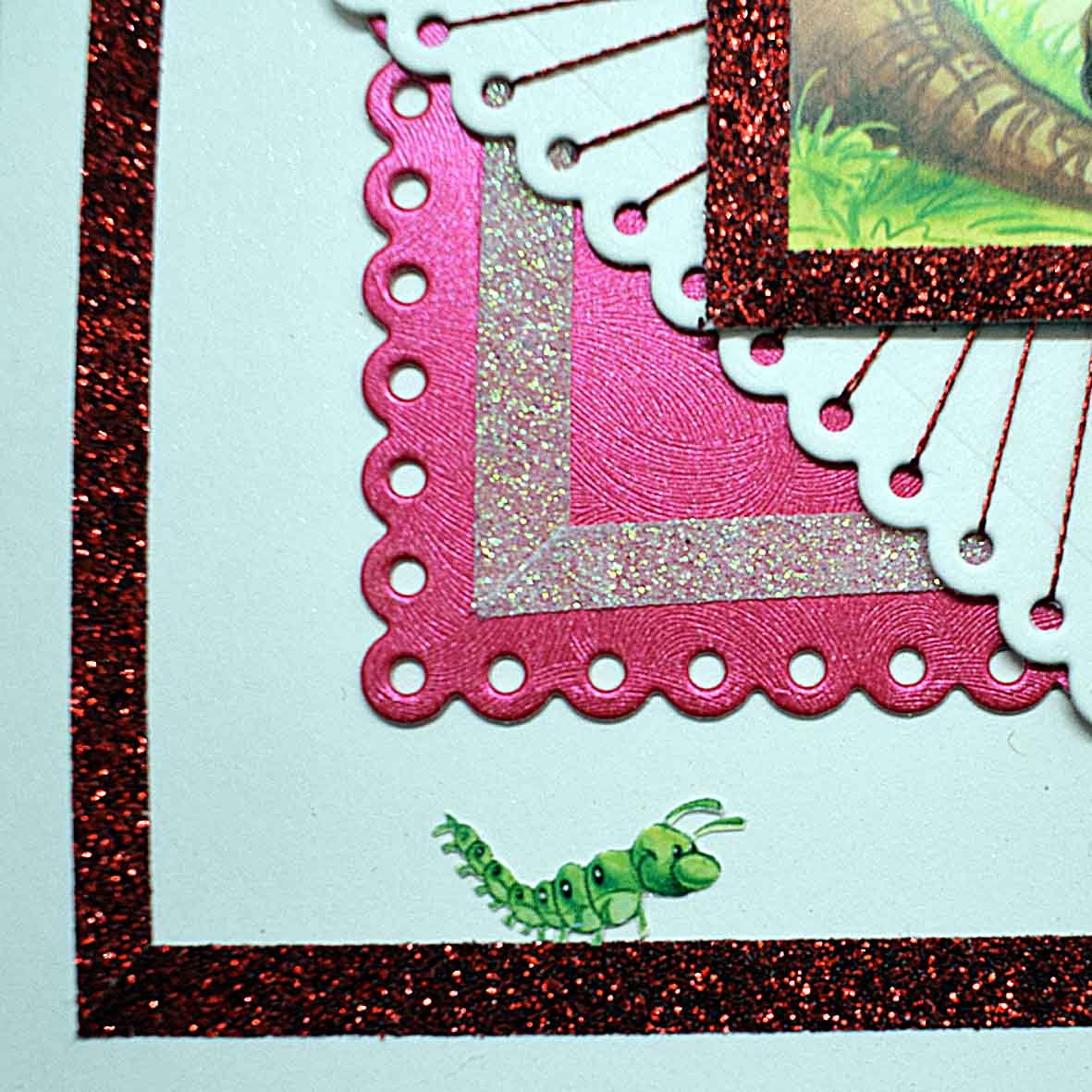 Carte de Saint Valentin  artisanale 3D blanche et rouge - création élégante brodée