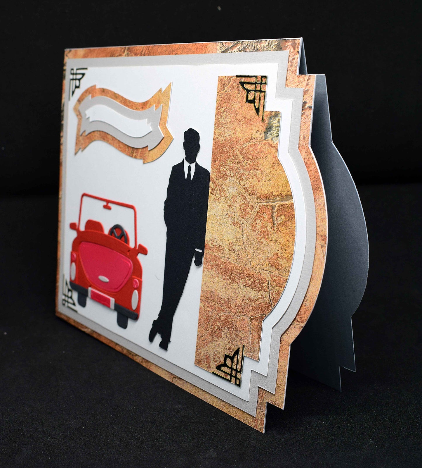 Carte d'anniversaire faite main - silhouette homme et voiture – création artisanale