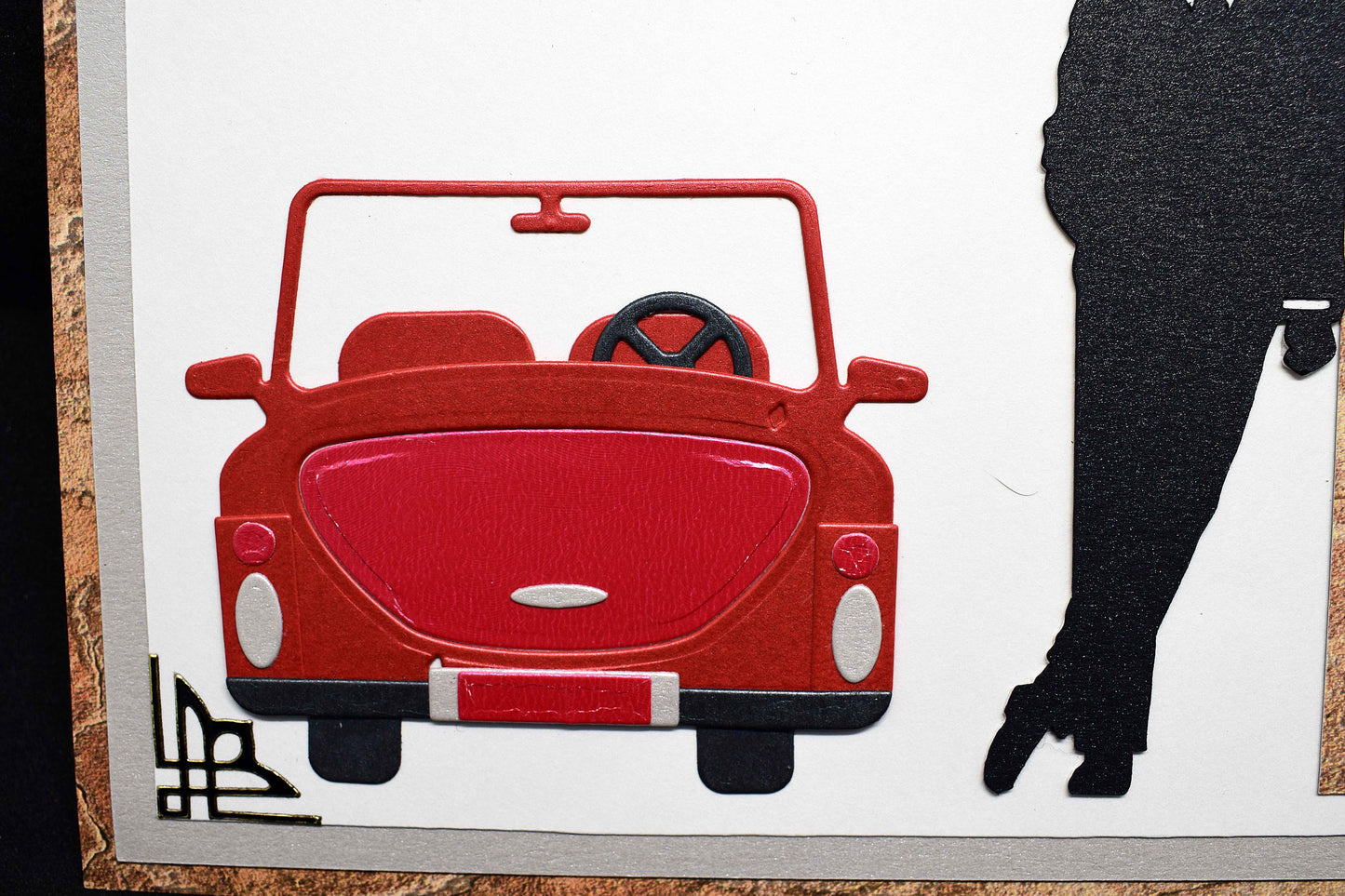 Carte d'anniversaire faite main - silhouette homme et voiture – création artisanale