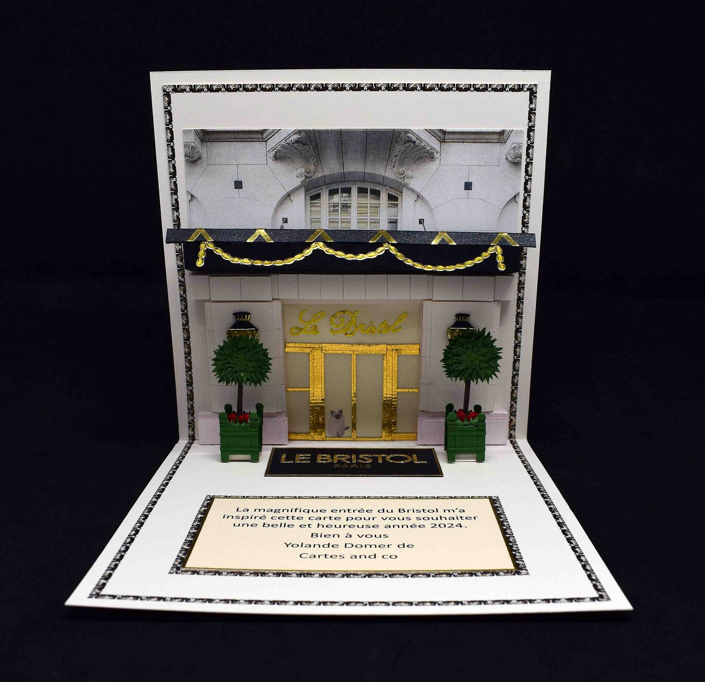 Carte de voeux en pop up  motifsentrée du palace "le Bristol"