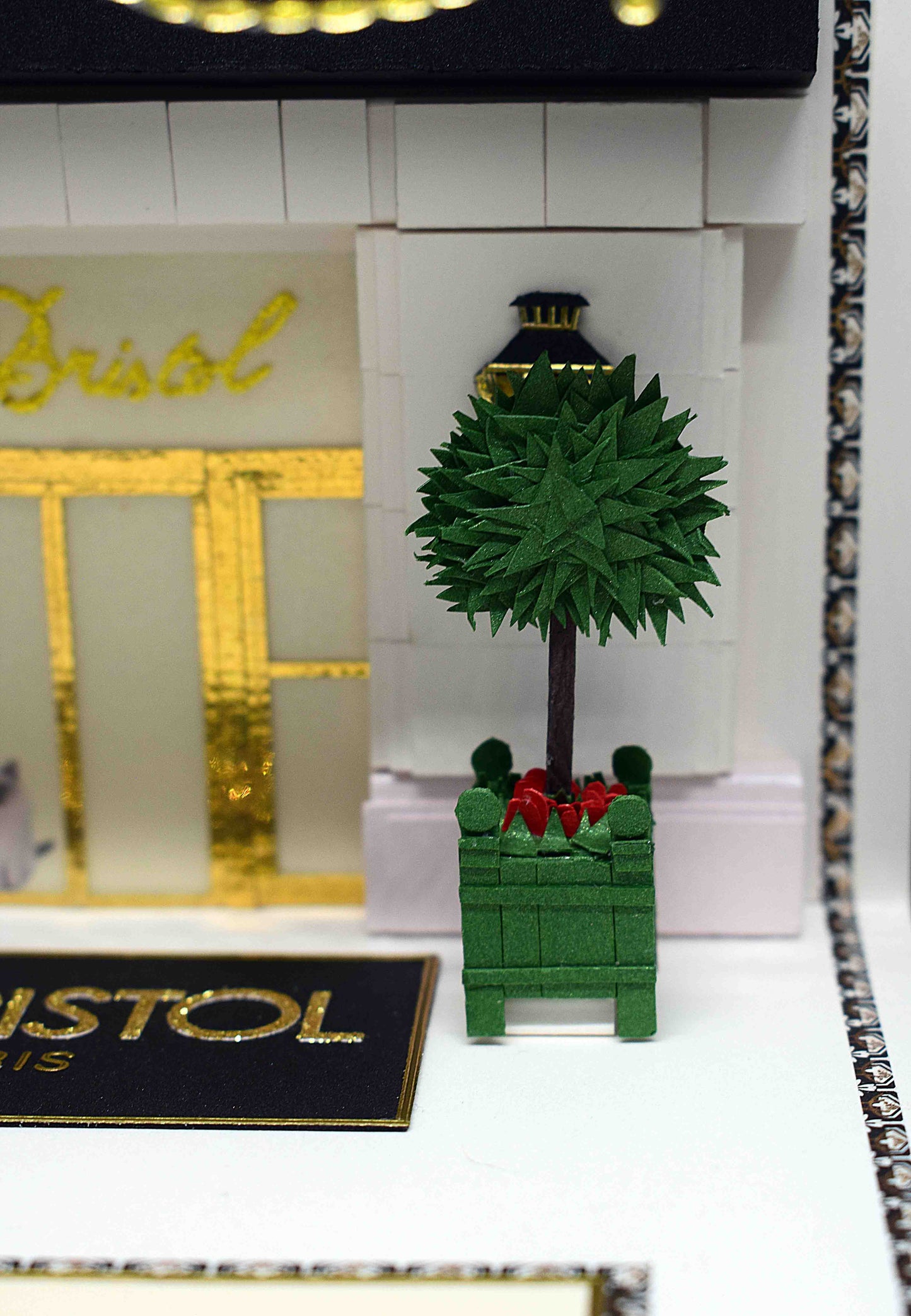 Carte de voeux en pop up  motifsentrée du palace "le Bristol"