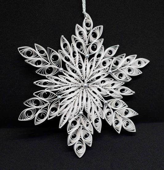 Décoration de Noël en quilling "grande étoile blanche"