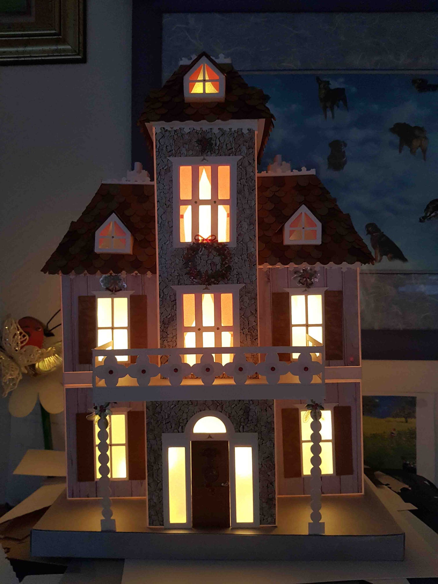 Boîte surprise Noël lumineuse – Manoir en papier 3D fait main – décoration féerique