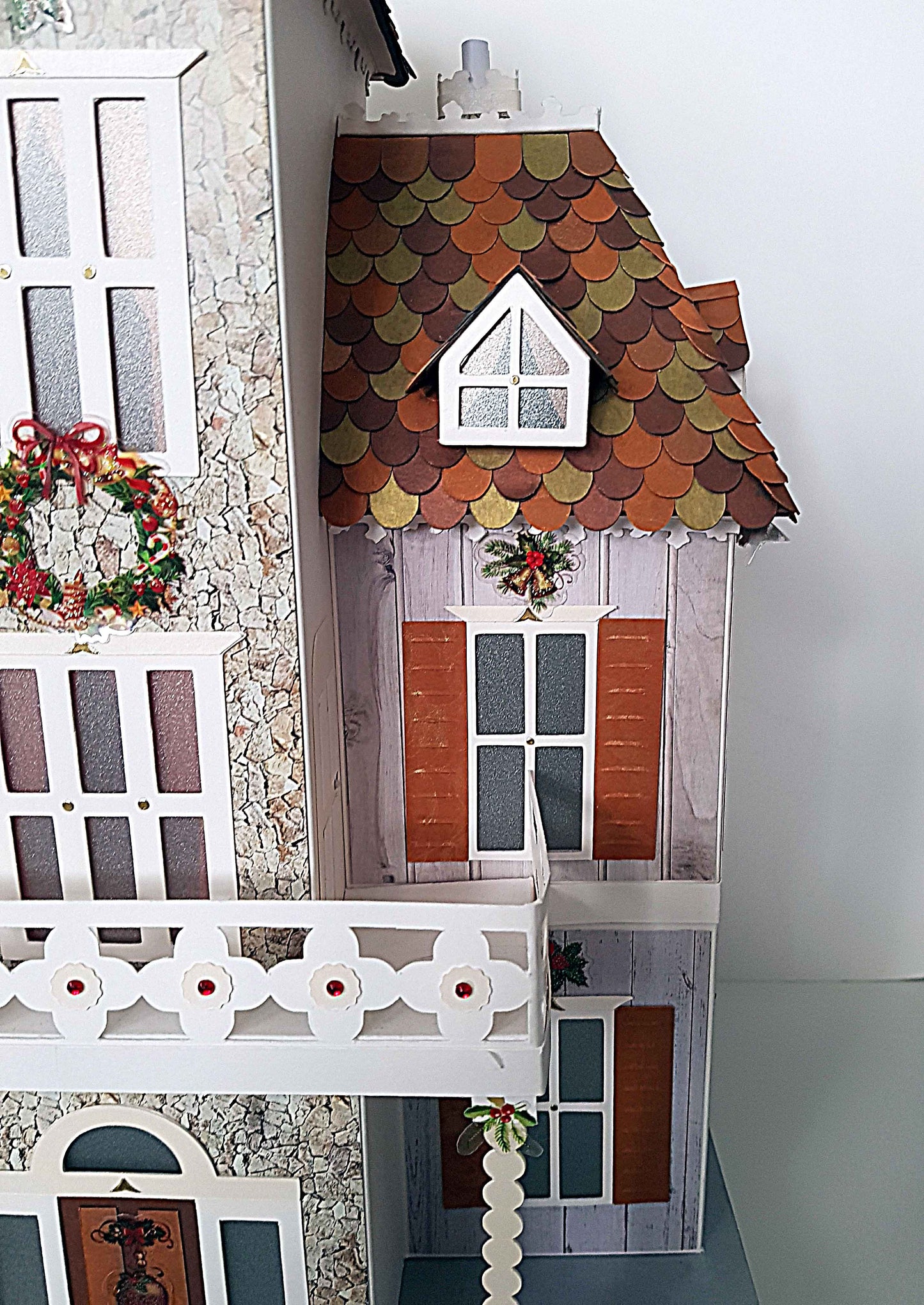 Boîte surprise Noël lumineuse – Manoir en papier 3D fait main – décoration féerique