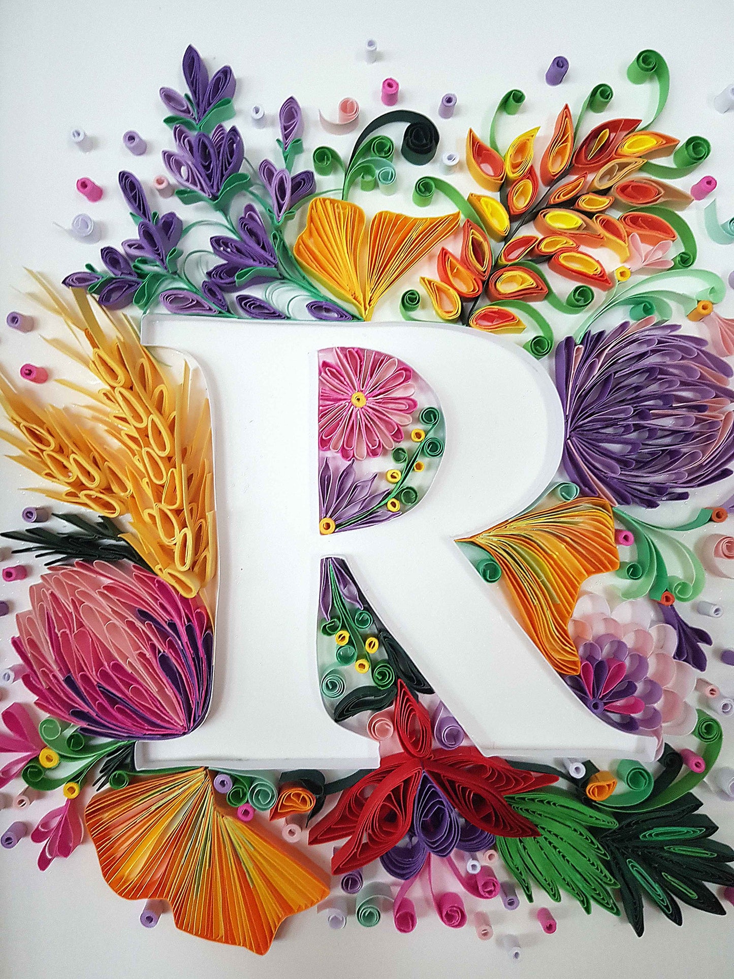 Tableau lettre R personnalisé – décoration chambre enfant en quilling 3D artisanale