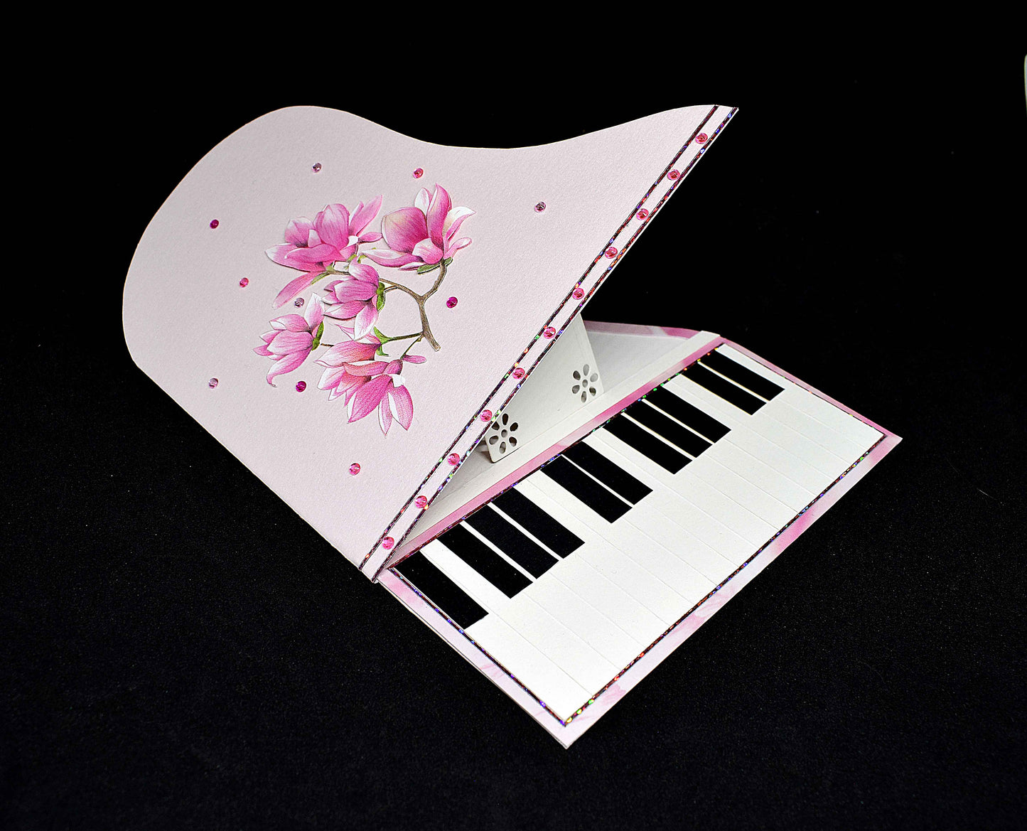 Carte piano 3D rose - carte anniversaire originale pour musicien - création artisanale