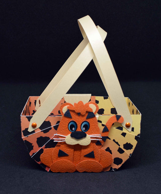 Petit panier en papier et relief pour friandise "tigre"