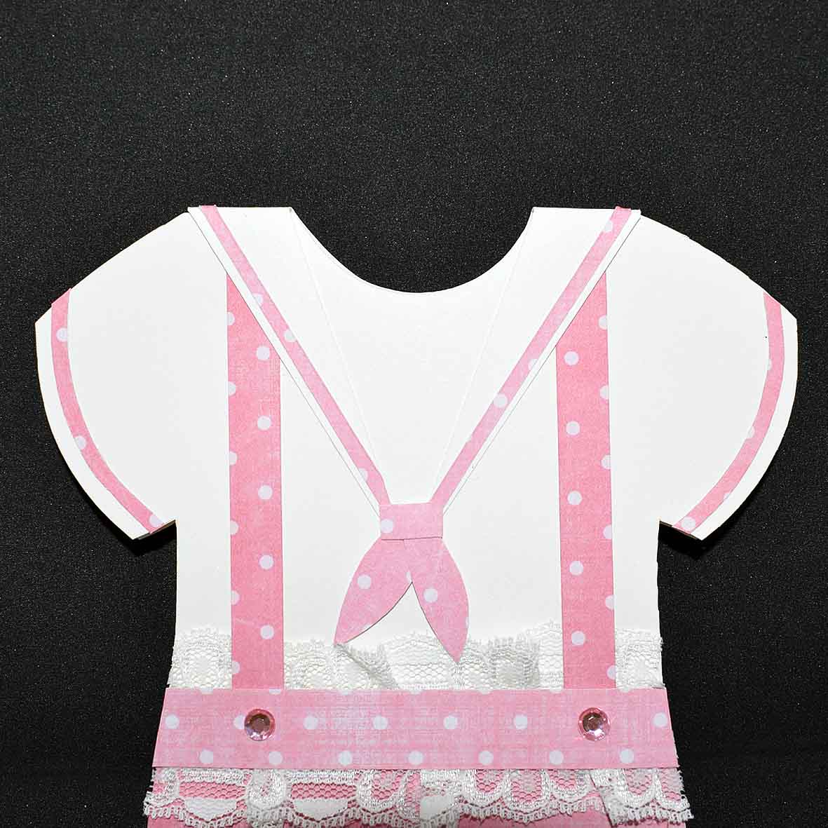 carte de naissance, body blanc et rose à pois blancs et dentelle