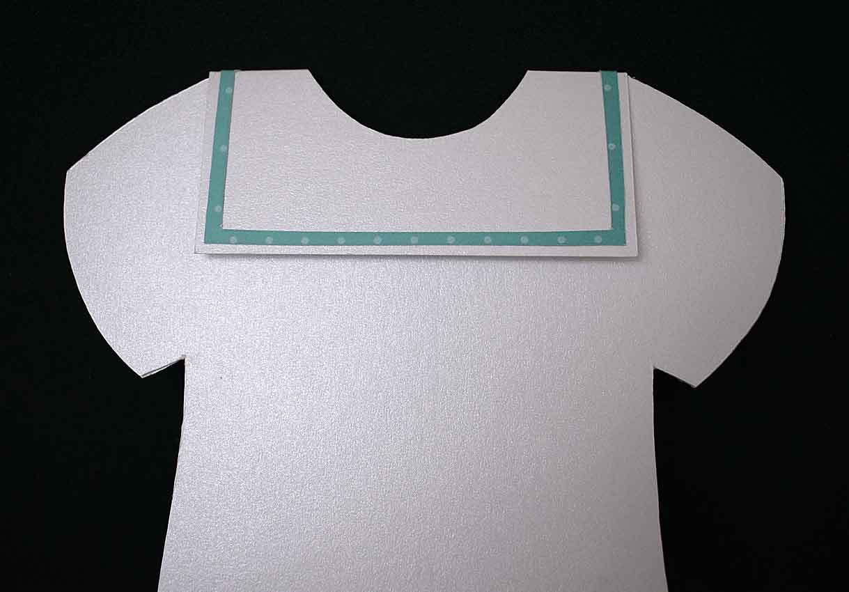 Carte d'anniversaire en forme de body vert -  Carte bébé 3D faite main