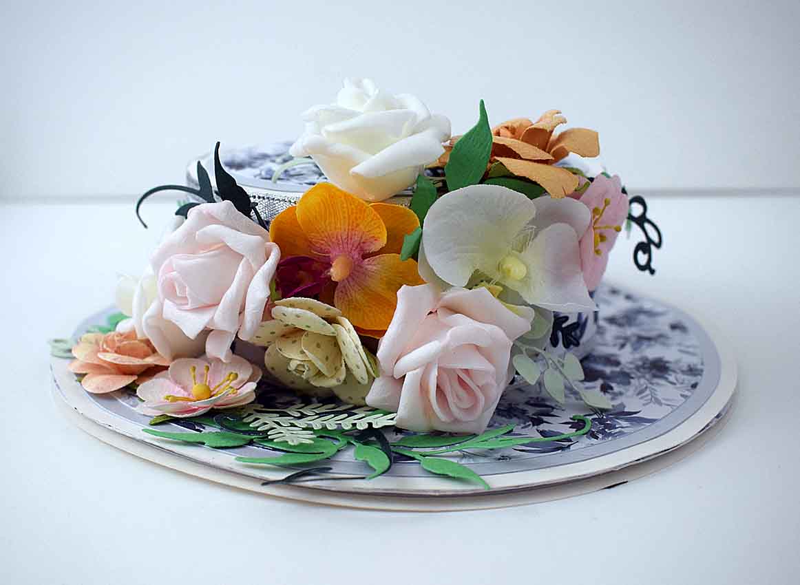 Boite à chapeau, chapeau boite surprise aux fleurs