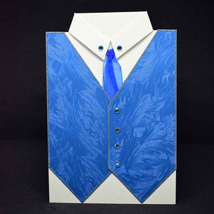 Carte divers, Chemise crème cravate bleue et gilet bleu