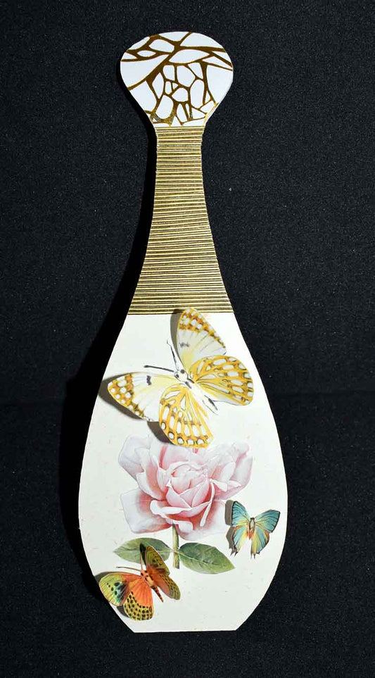 Carte pour diverses fêtes , forme Parfum "j'adore" les papillons