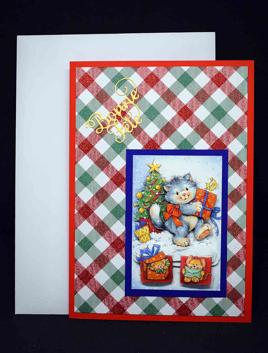 Carte de Noël rouge aux carreaux pailletés motif en 3D chat aux cadeaux