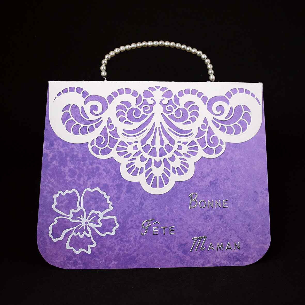 Carte Fête des Mères originale en forme de sac - création artisanale élégante