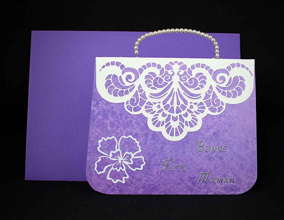 Carte Fête des Mères originale en forme de sac - création artisanale élégante