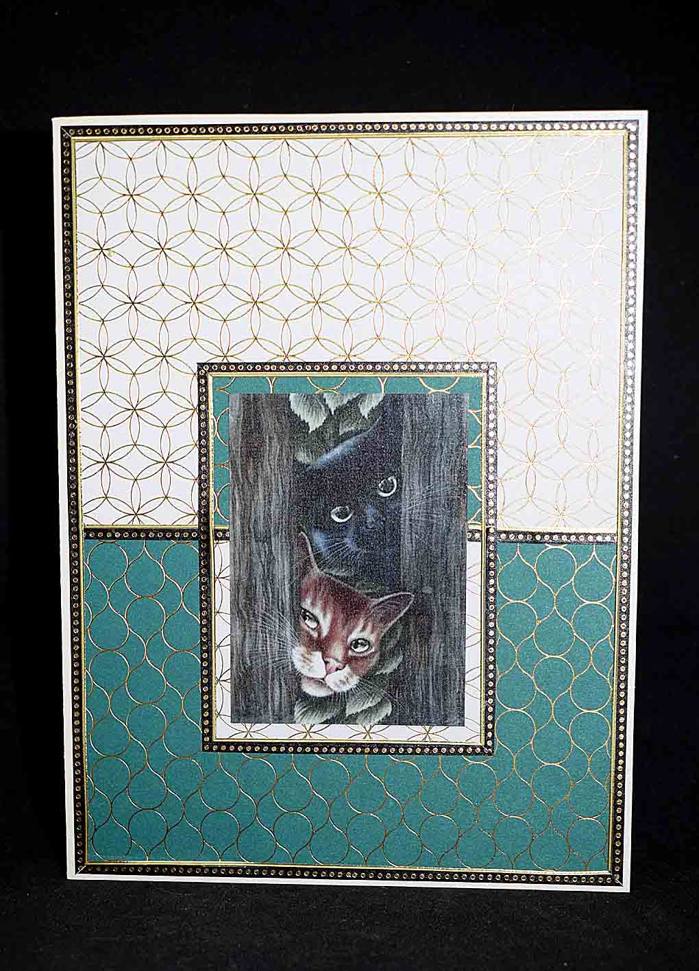 Carte pour anniversaire en 3D  aux motifs chats à la barrière