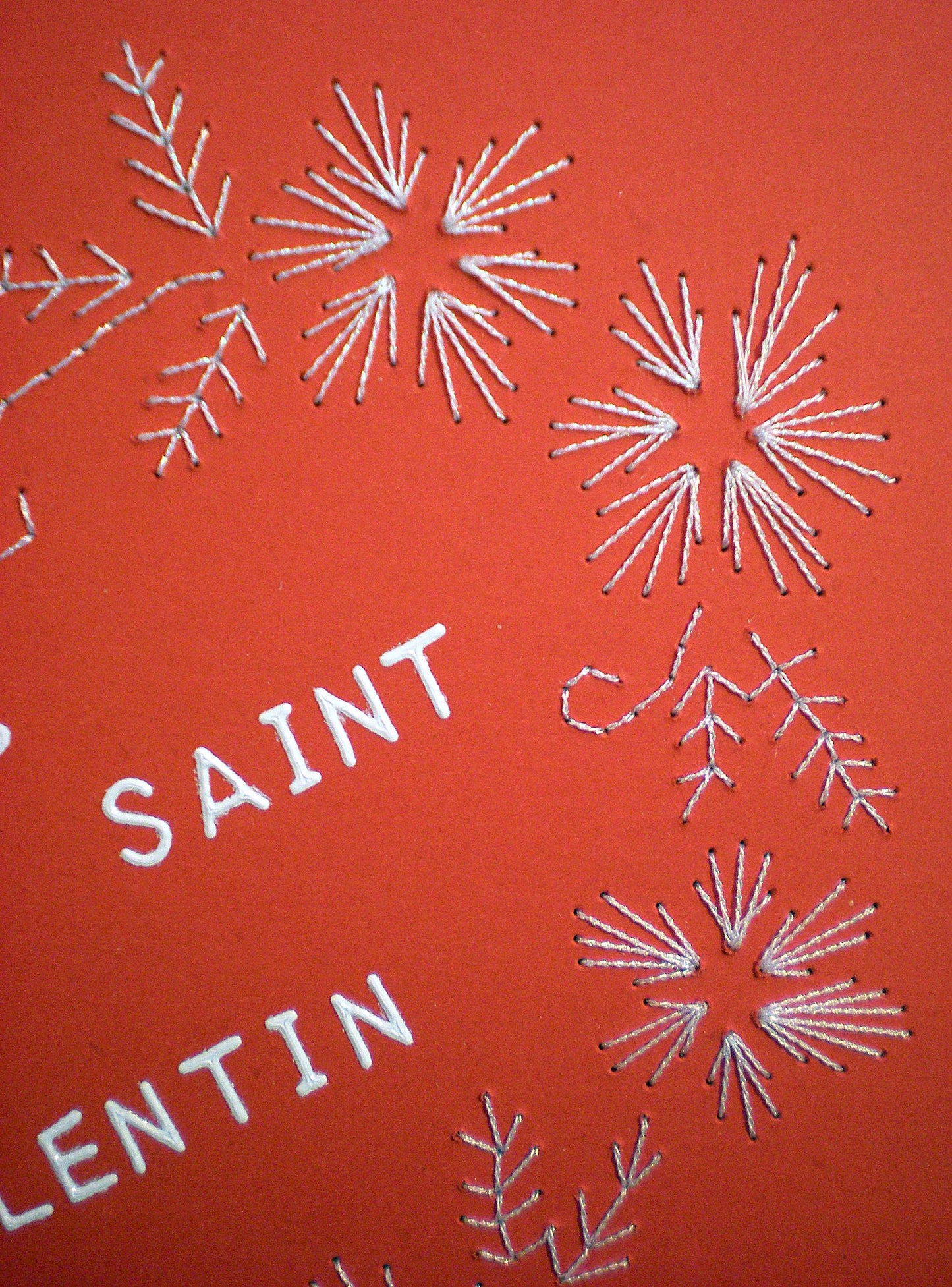 Carte pour saint valentin brodée " coeur blanc "