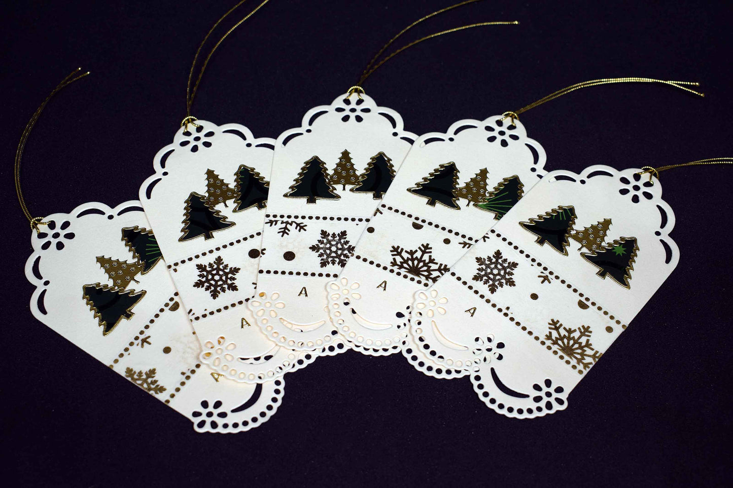 Etiquettes à cadeaux en relief "Sapins de Noël"