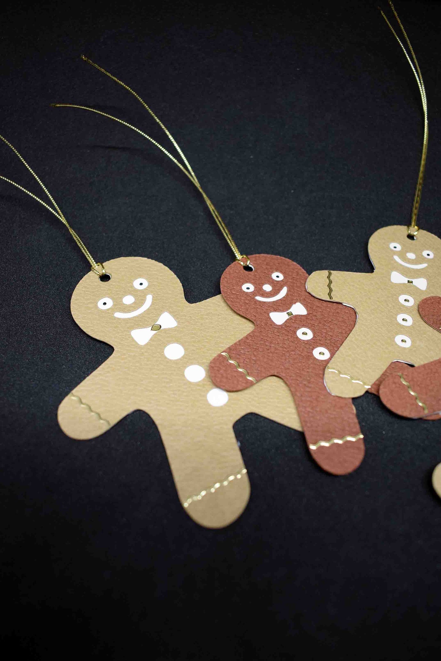 Étiquettes cadeaux Noël biscuit en relief – lot de 5 étiquettes artisanales personnalisables