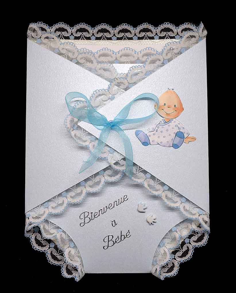 Carte de naissance en forme de lange bleue – Carte bébé 3D faite main avec dentelle
