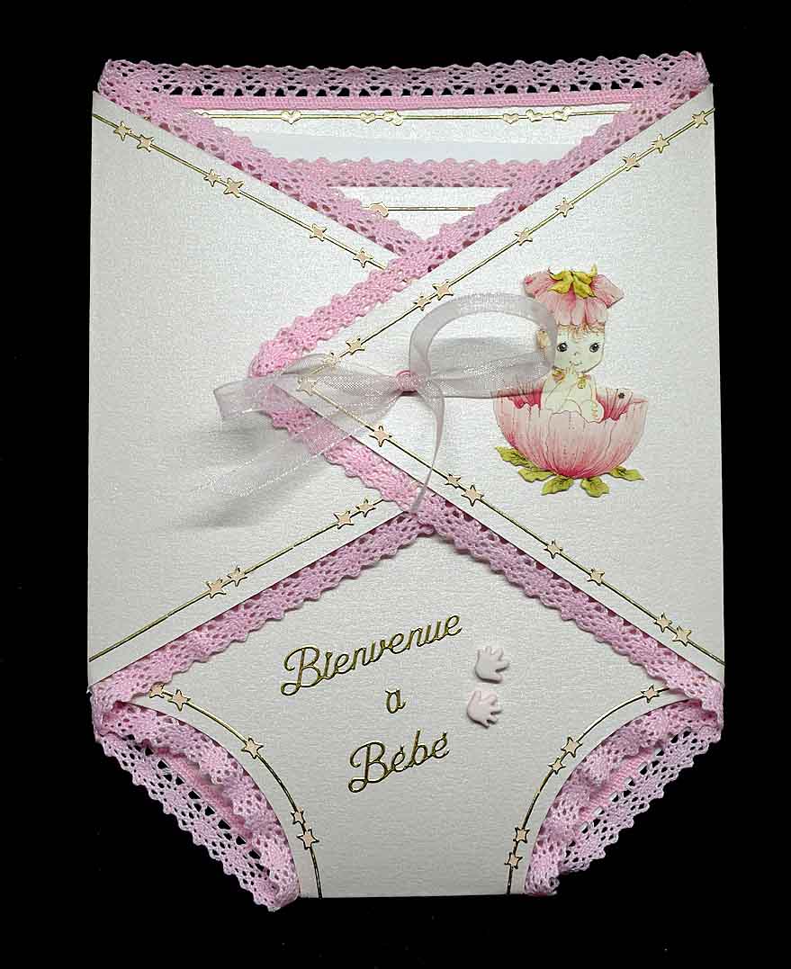 Carte de naissance en forme de lange rose – Carte bébé 3D faite main avec dentelle