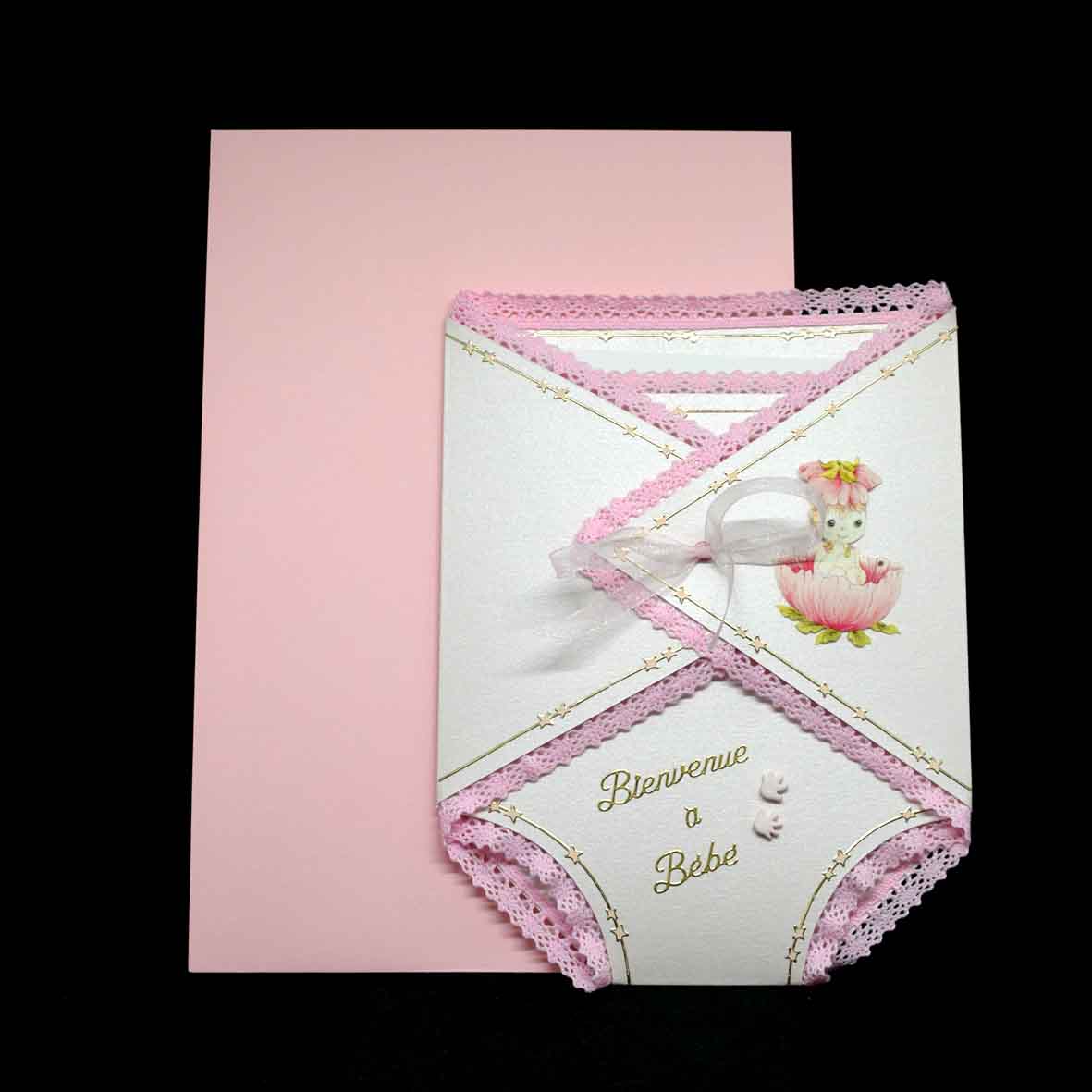 Carte de naissance en forme de lange rose – Carte bébé 3D faite main avec dentelle