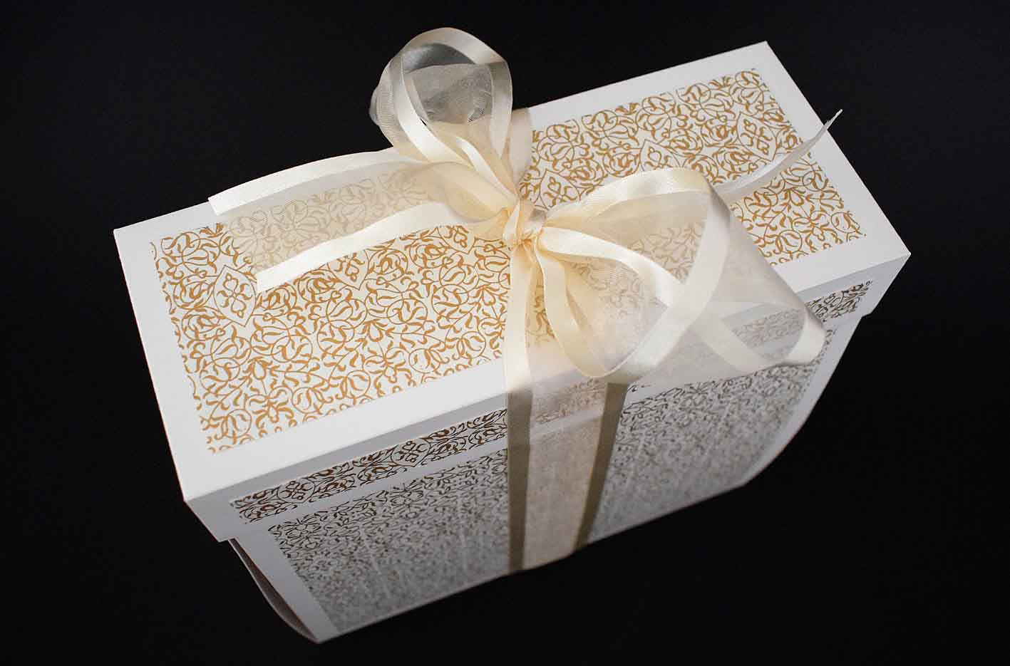 Boîte surprise élégante en forme de sac – coffret cadeau artisanal blanc et doré