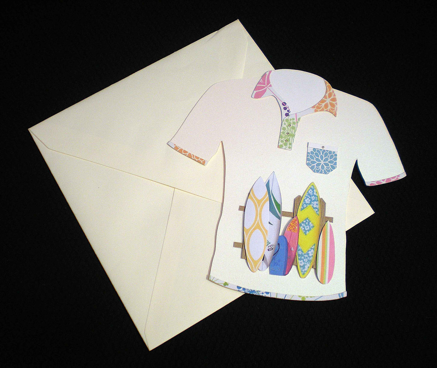 Carte fête des pères en relief " tee shirt surfs"